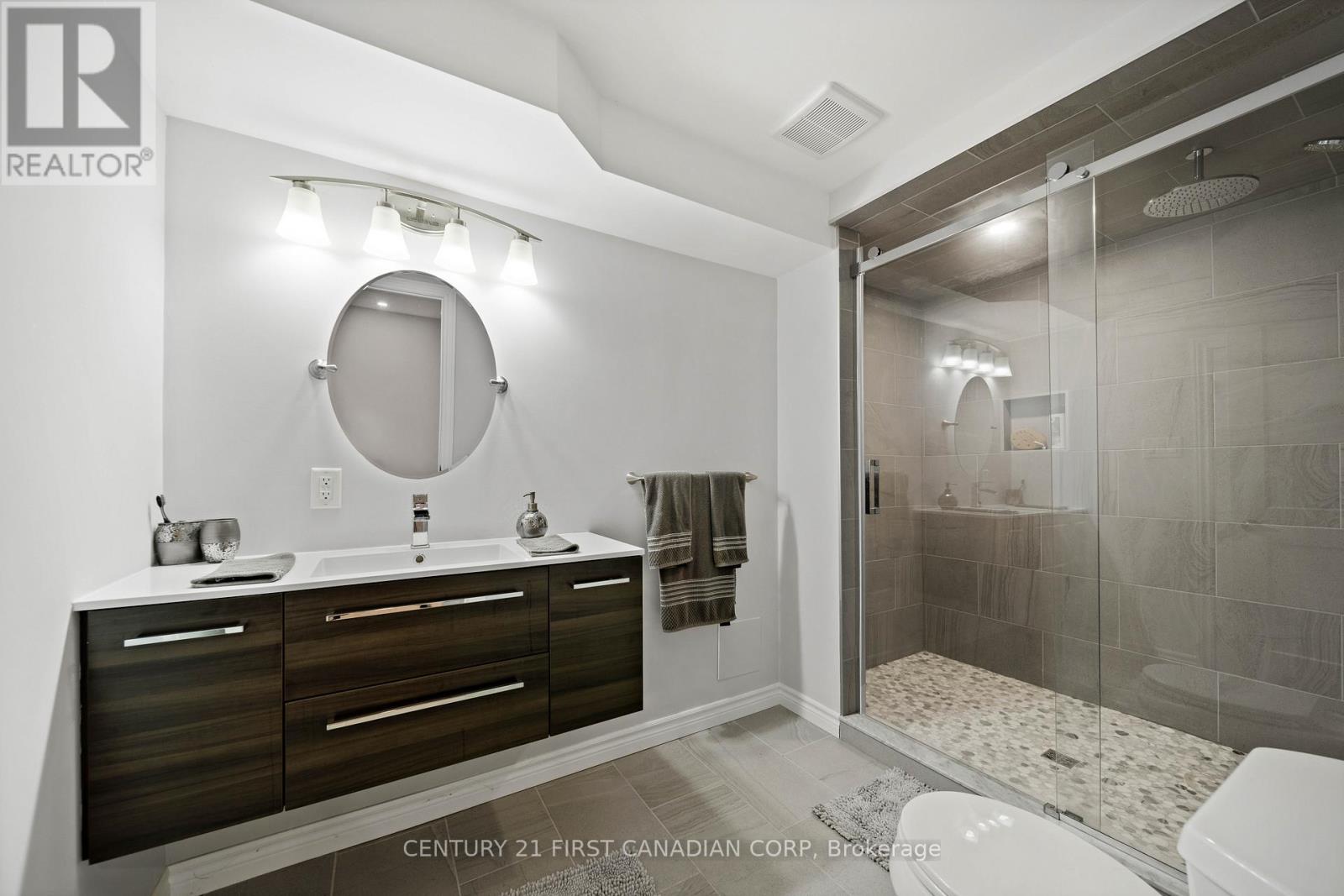 155 Spencer Avenue, Lucan Biddulph, Ontario  N0M 2J0 - Photo 44 - X13677510