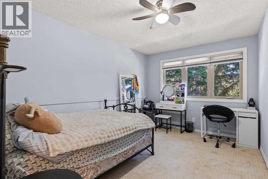 12, 10001 Brookpark Boulevard SW, Calgary, Alberta  T2W 3E3 - Photo 22 - A2327810