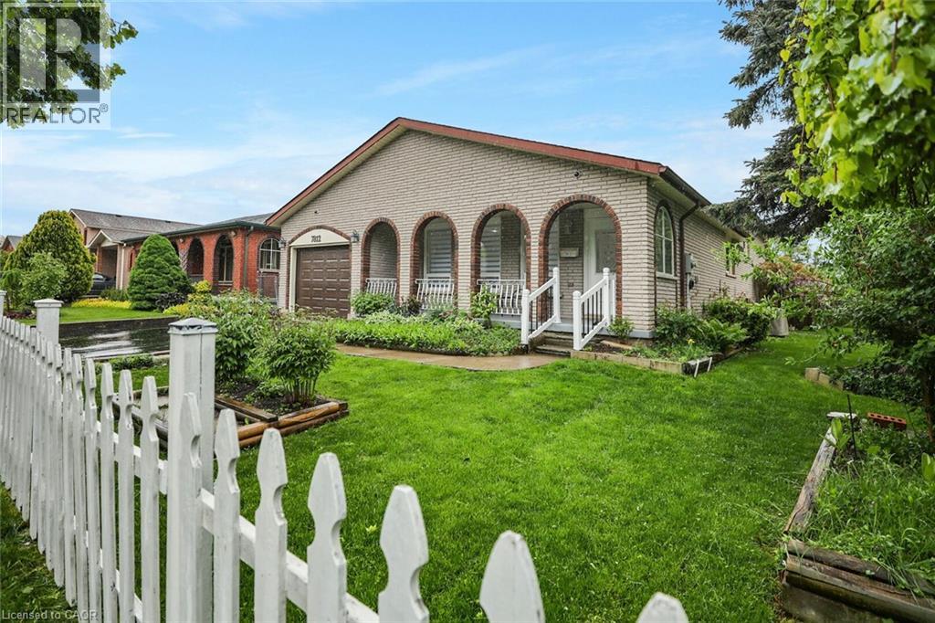 7812 Badger Road, Niagara Falls, Ontario  L2H 2J5 - Photo 2 - 40855533