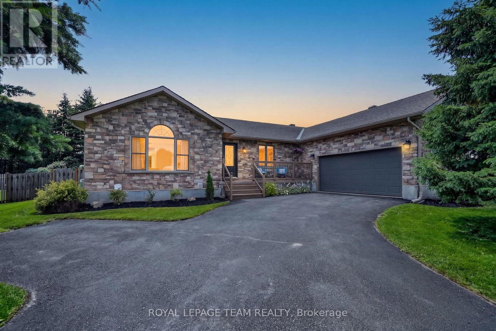 1550 STANLEYFIELD CRESCENT, Ottawa, Ontario