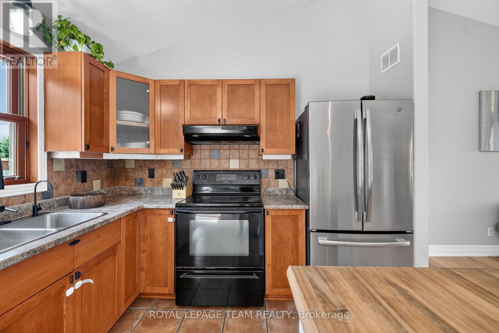 1550 Stanleyfield Crescent, Ottawa, Ontario  K4P 1M7 - Photo 16 - X13677326