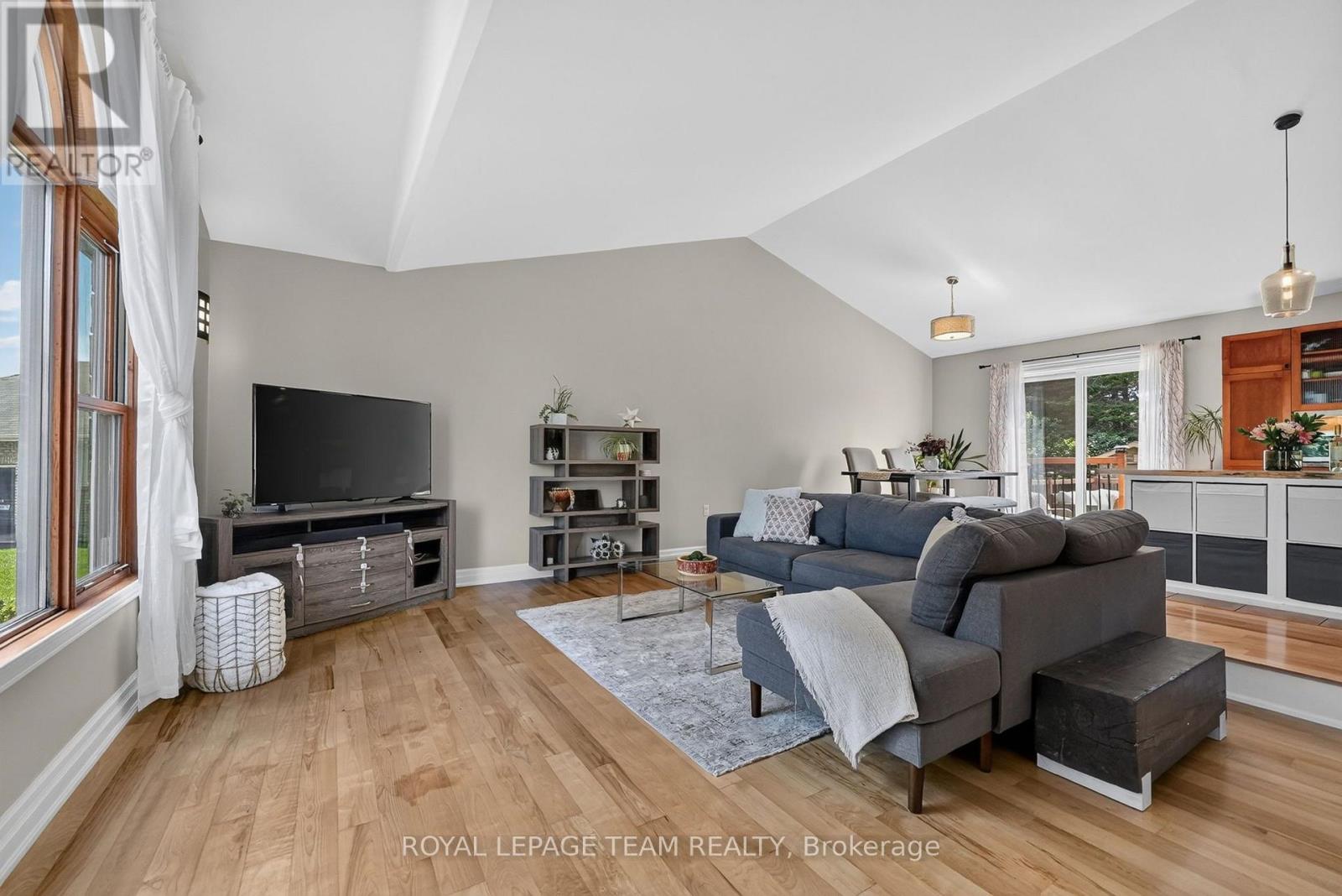 1550 Stanleyfield Crescent, Ottawa, Ontario  K4P 1M7 - Photo 8 - X13677326