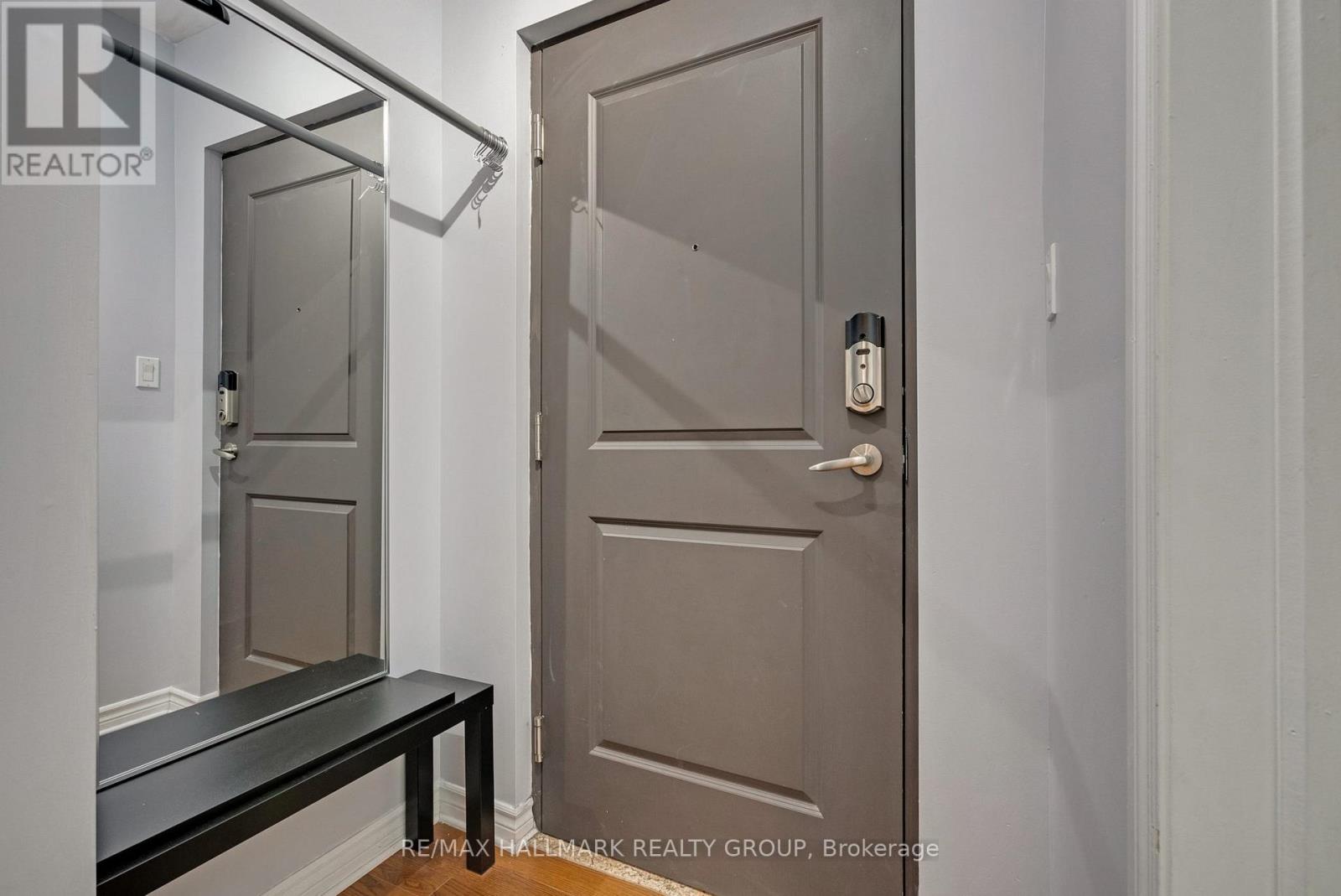 105 - 429 Kent Street, Ottawa, Ontario  K2P 1B5 - Photo 4 - X13677446