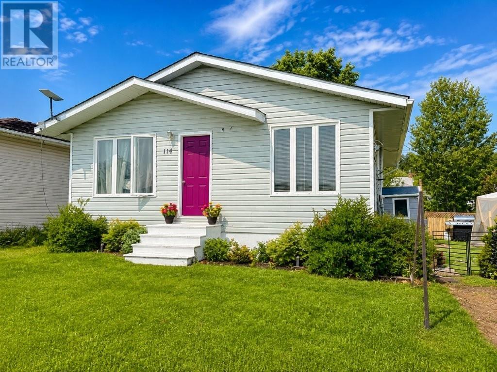 114 Northwood Drive, Nakina, Ontario  P0T 2H0 - Photo 2 - TB2602374