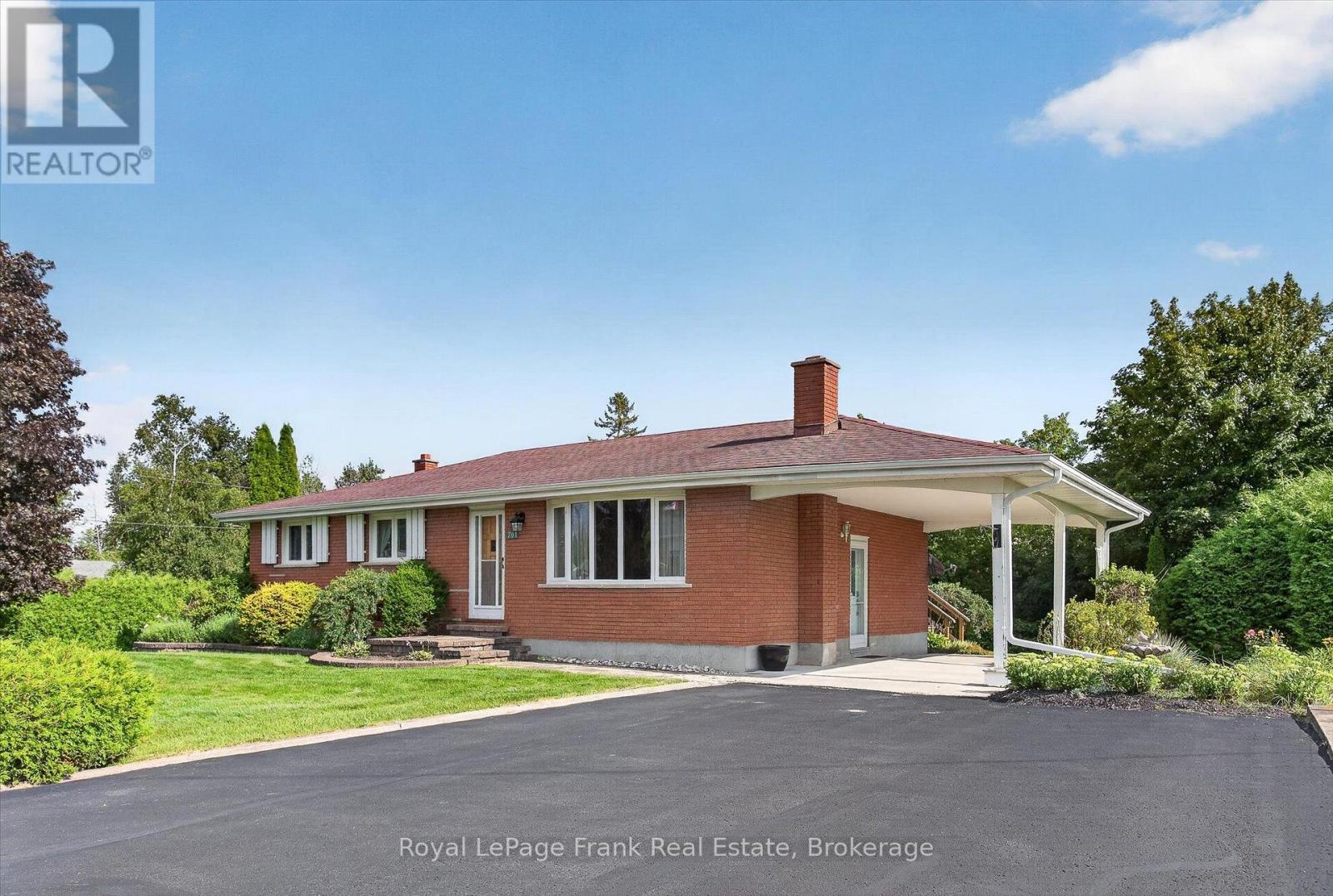 701 JOSEPH STREET, Selwyn, Ontario