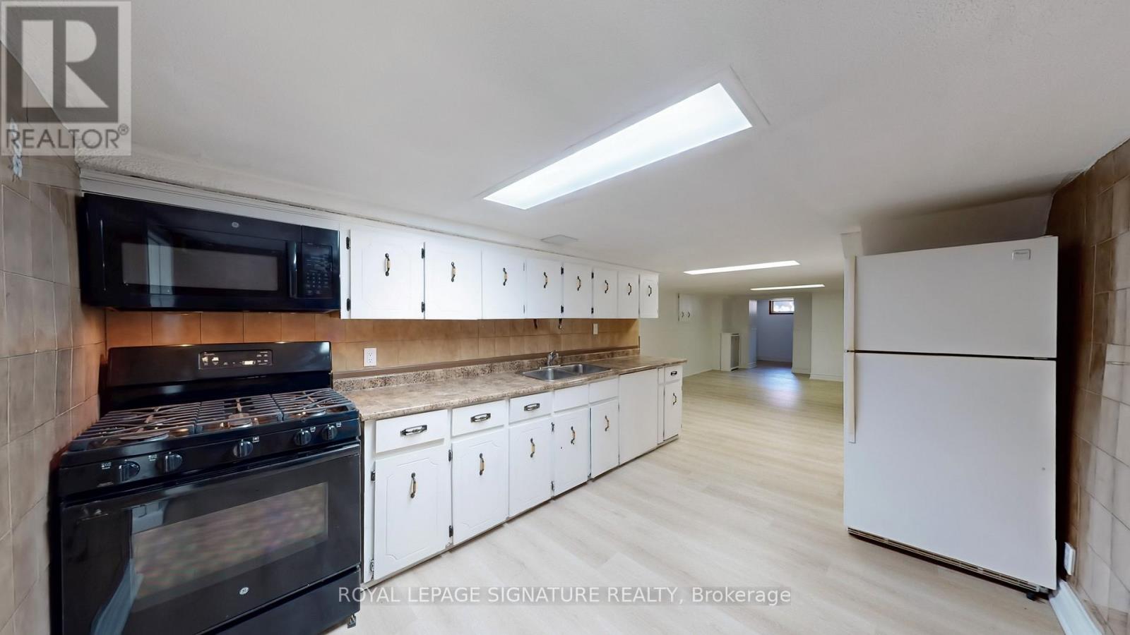 Lower - 247 Palmerston Avenue, Toronto, Ontario  M6J 2J3 - Photo 4 - C13677328