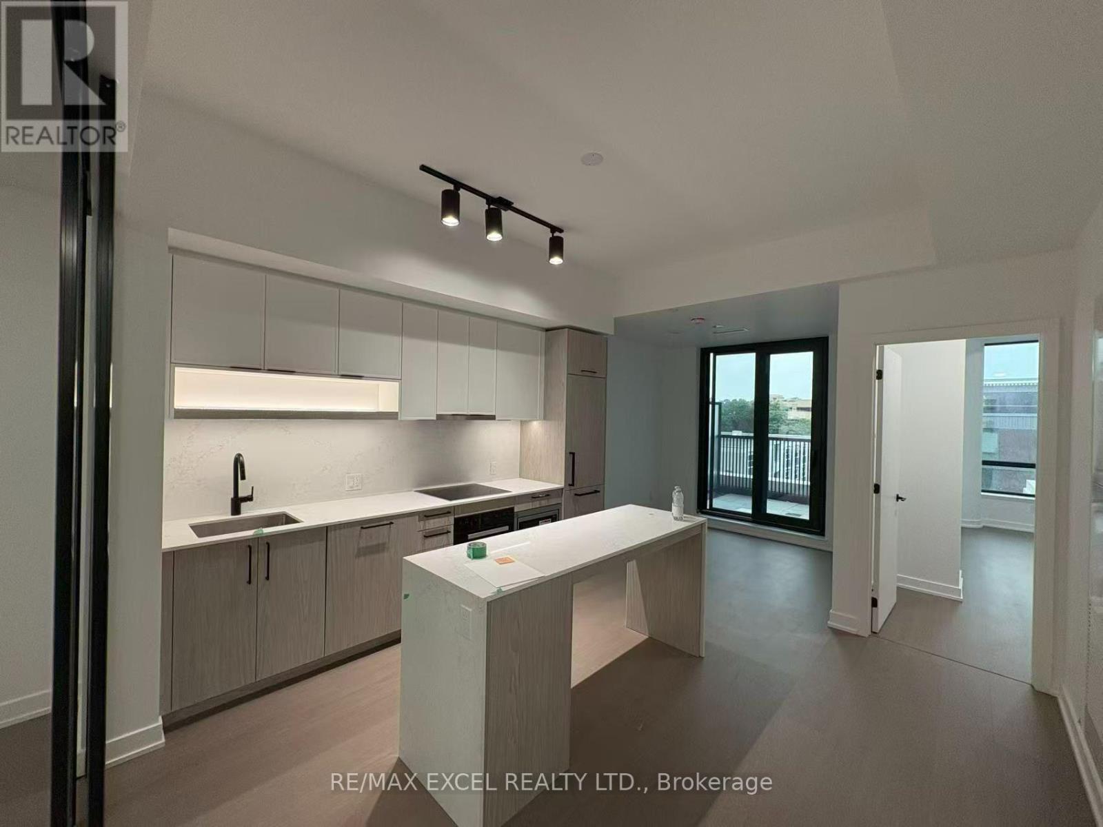 817 - 89 Montclair Avenue, Toronto, Ontario  M5P 0B1 - Photo 2 - C13677374