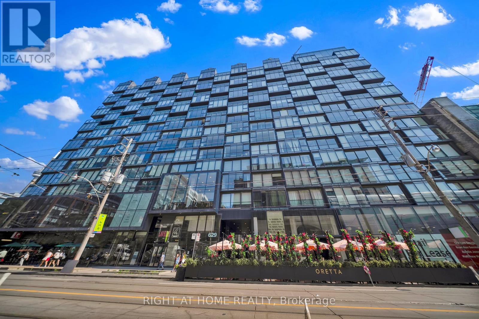 625 - 629 King Street W, Toronto, Ontario  M5V 1M5 - Photo 2 - C13677386
