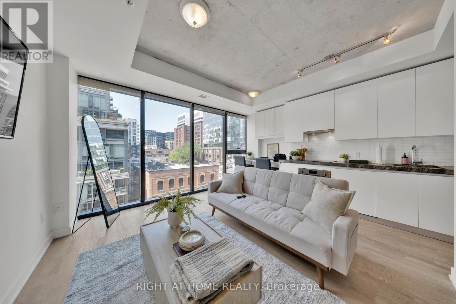 625 - 629 King Street W, Toronto, Ontario  M5V 1M5 - Photo 8 - C13677386