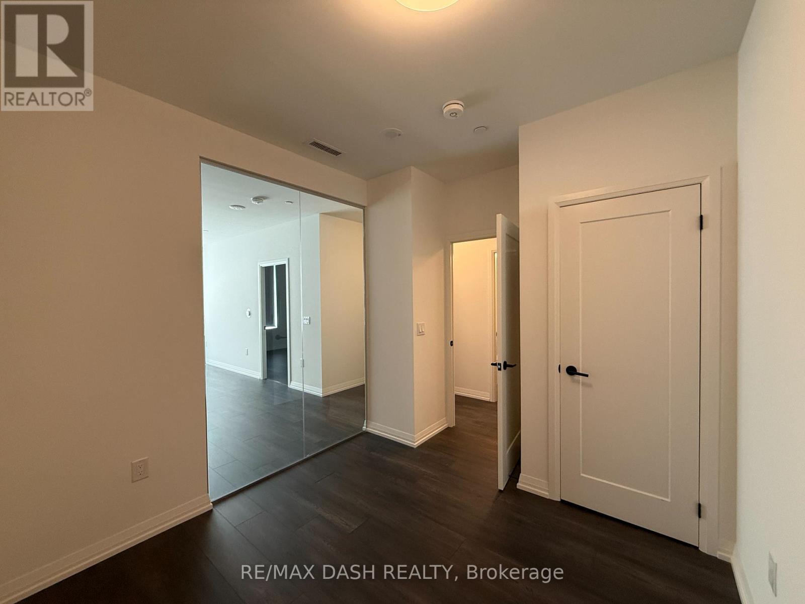 410 - 280 Dundas Street S, Toronto, Ontario  M5T 0E3 - Photo 7 - C13677436