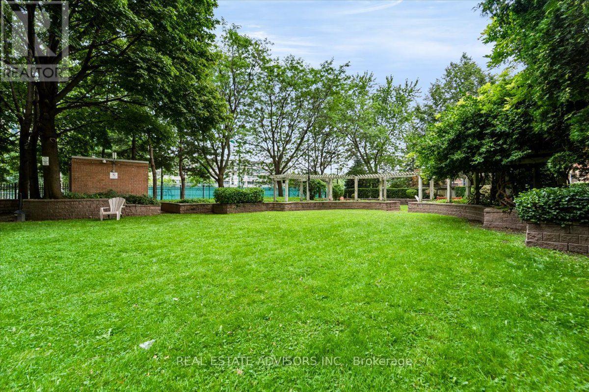 Ph#07 - 21 Overlea Boulevard, Toronto, Ontario  M4H 1P2 - Photo 17 - C13677478