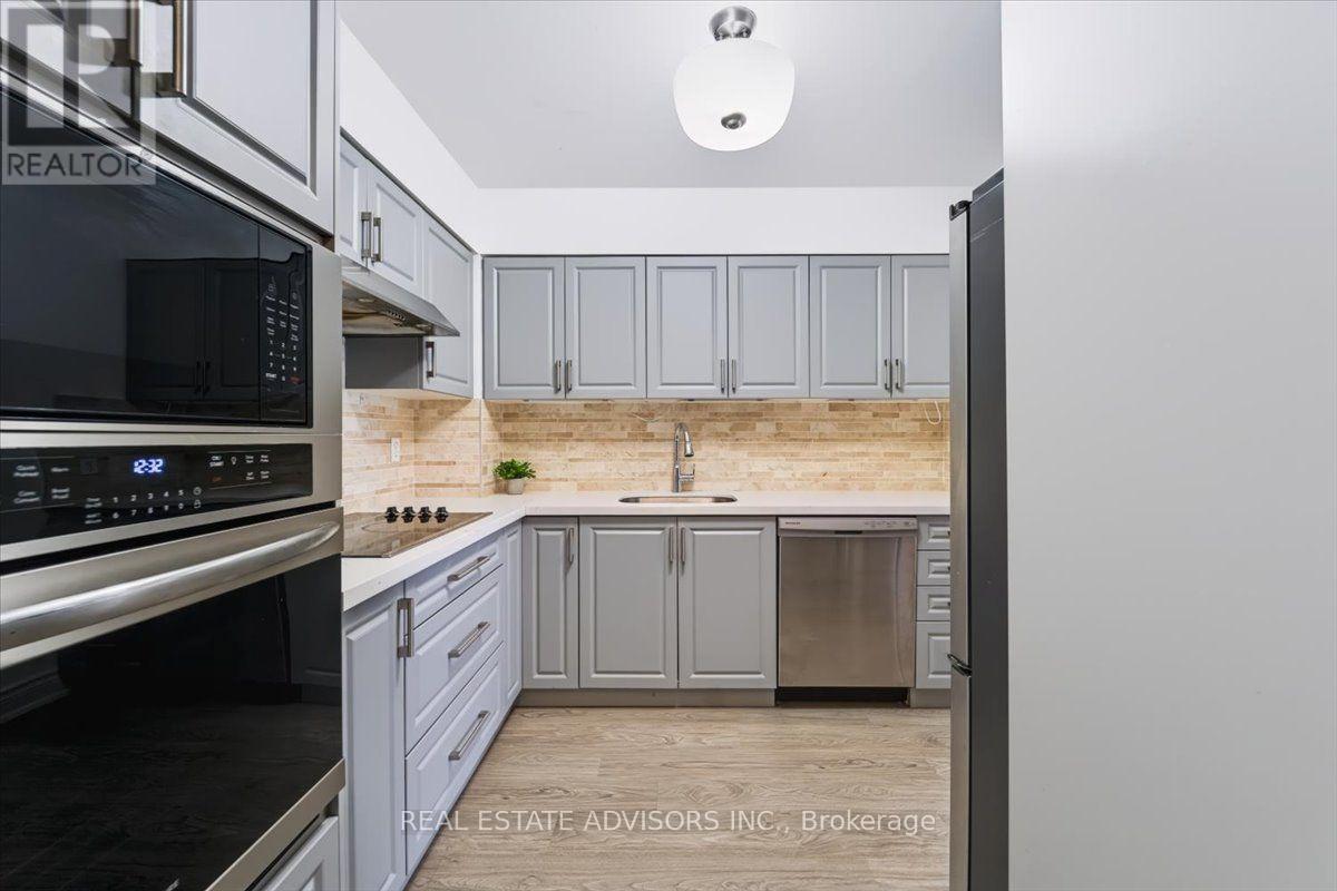 Ph#07 - 21 Overlea Boulevard, Toronto, Ontario  M4H 1P2 - Photo 4 - C13677478