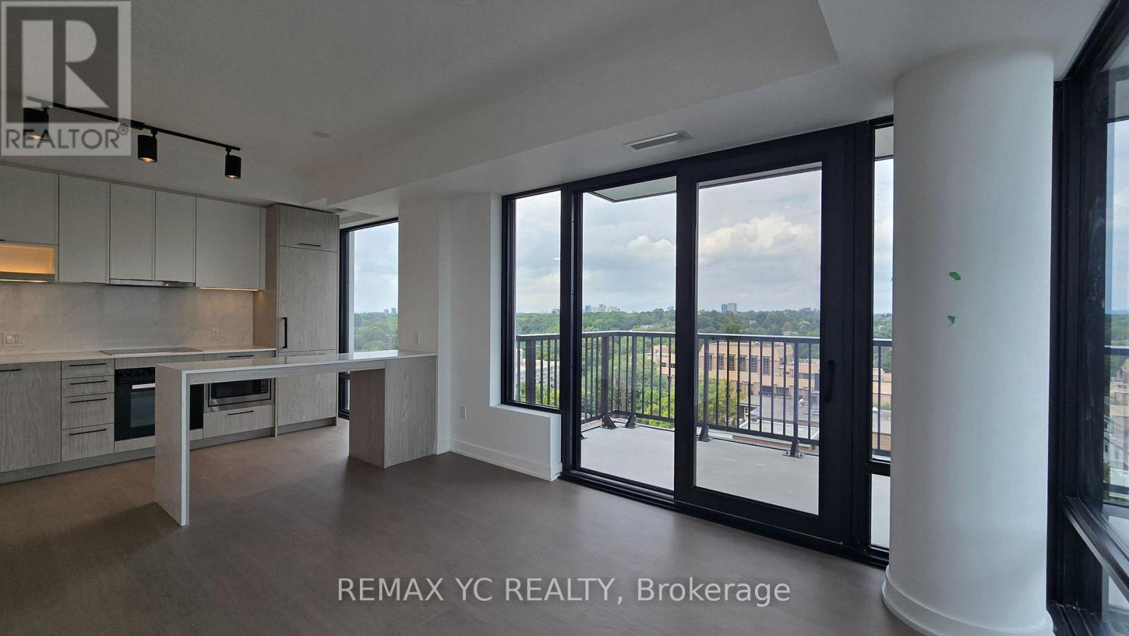 1618 - 89 MONTCLAIR AVENUE