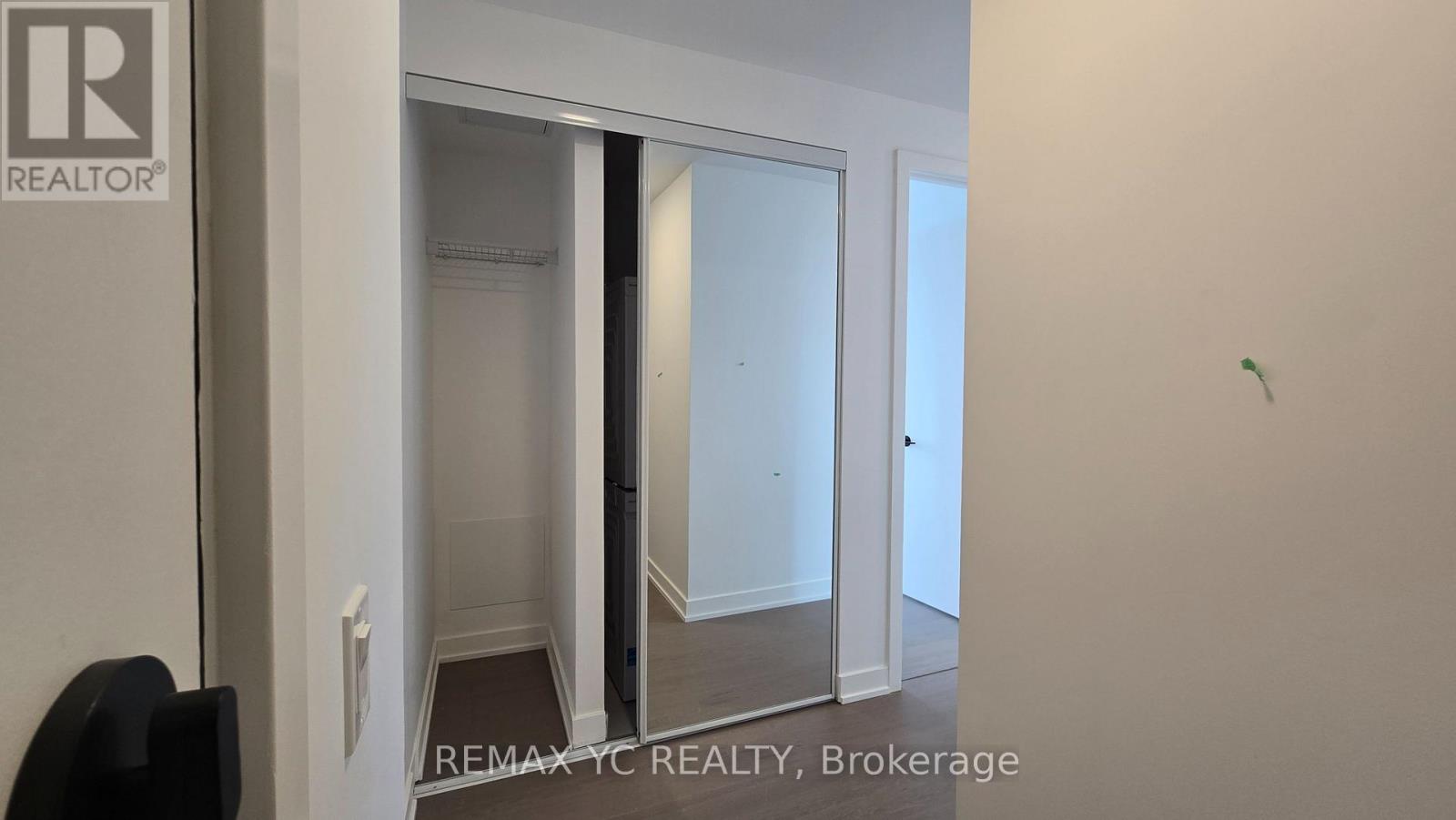 1618 - 89 Montclair Avenue, Toronto, Ontario  M5P 0A9 - Photo 2 - C13677490