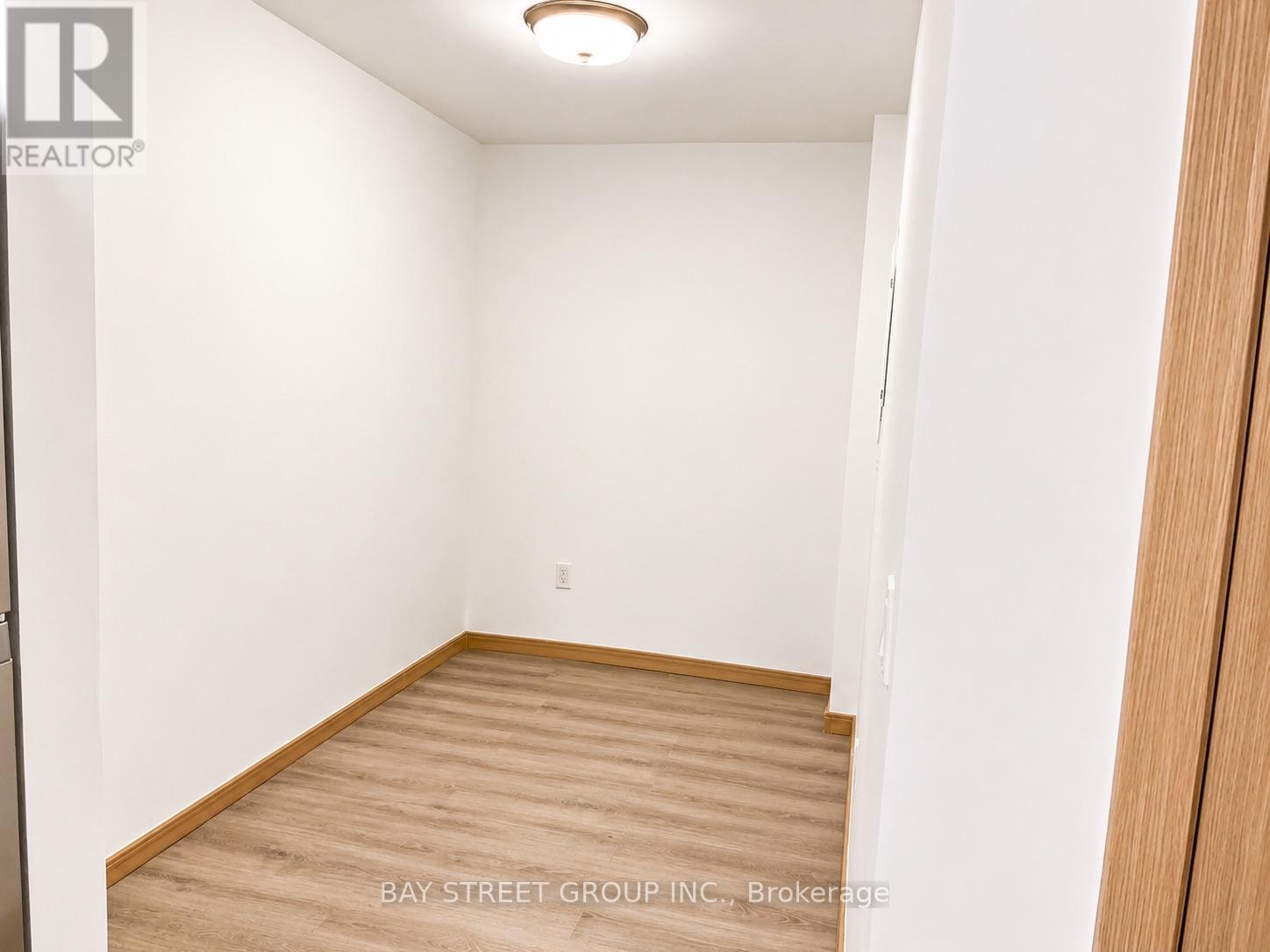 B105 - 50 Morecambe Gate E, Toronto, Ontario  M1W 2N6 - Photo 5 - E13677390