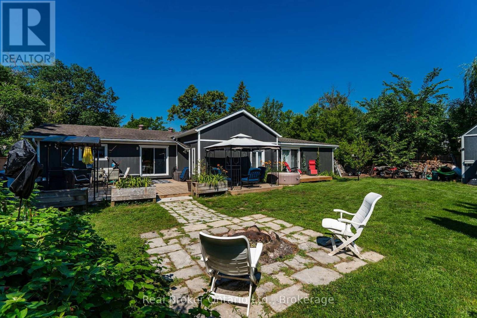 2307 Somers Boulevard, Innisfil, Ontario  L9S 2E8 - Photo 29 - N13677492