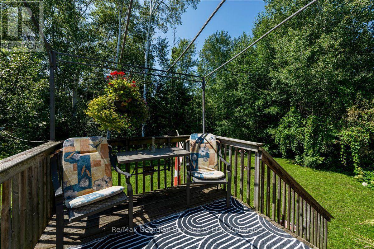 110 Maskinonge Road, Tay, Ontario  L0K 2A0 - Photo 11 - S13677392