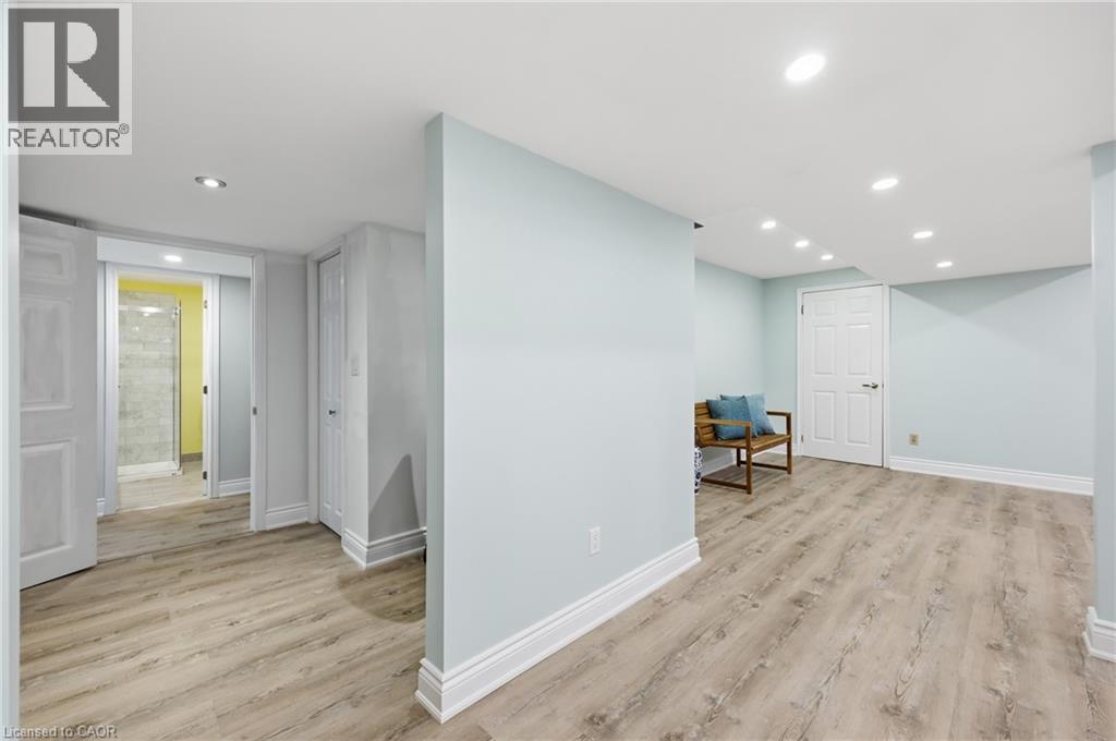 419 Parklane Road, Oakville, Ontario  L6H 4J6 - Photo 36 - 40855430