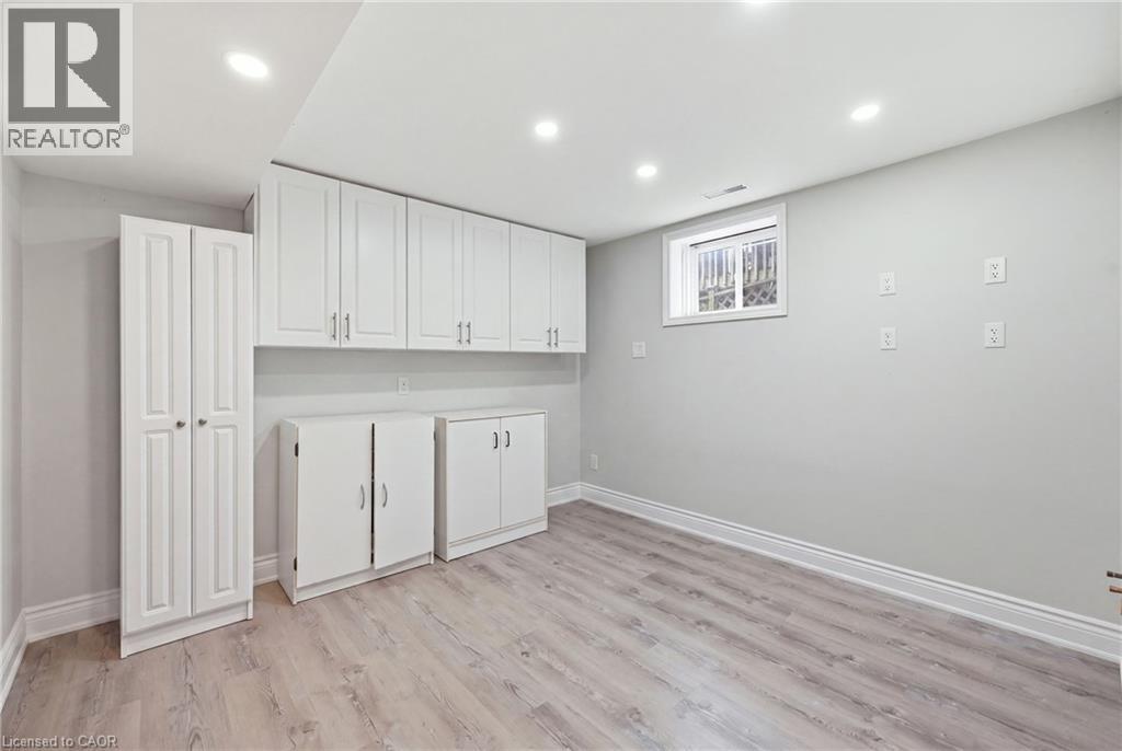 419 Parklane Road, Oakville, Ontario  L6H 4J6 - Photo 41 - 40855430