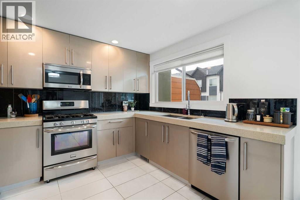 205, 1530 Bayside Avenue SW, Airdrie, Alberta  T4B 4B5 - Photo 10 - A2326723