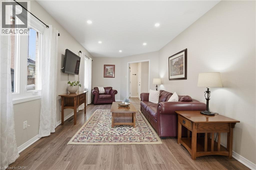 51 Harnesworth Crescent, Hamilton, Ontario  L8B 0J3 - Photo 7 - 40826816