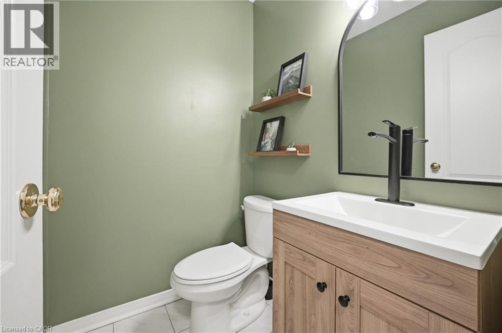 51 Harnesworth Crescent, Hamilton, Ontario  L8B 0J3 - Photo 13 - 40826816