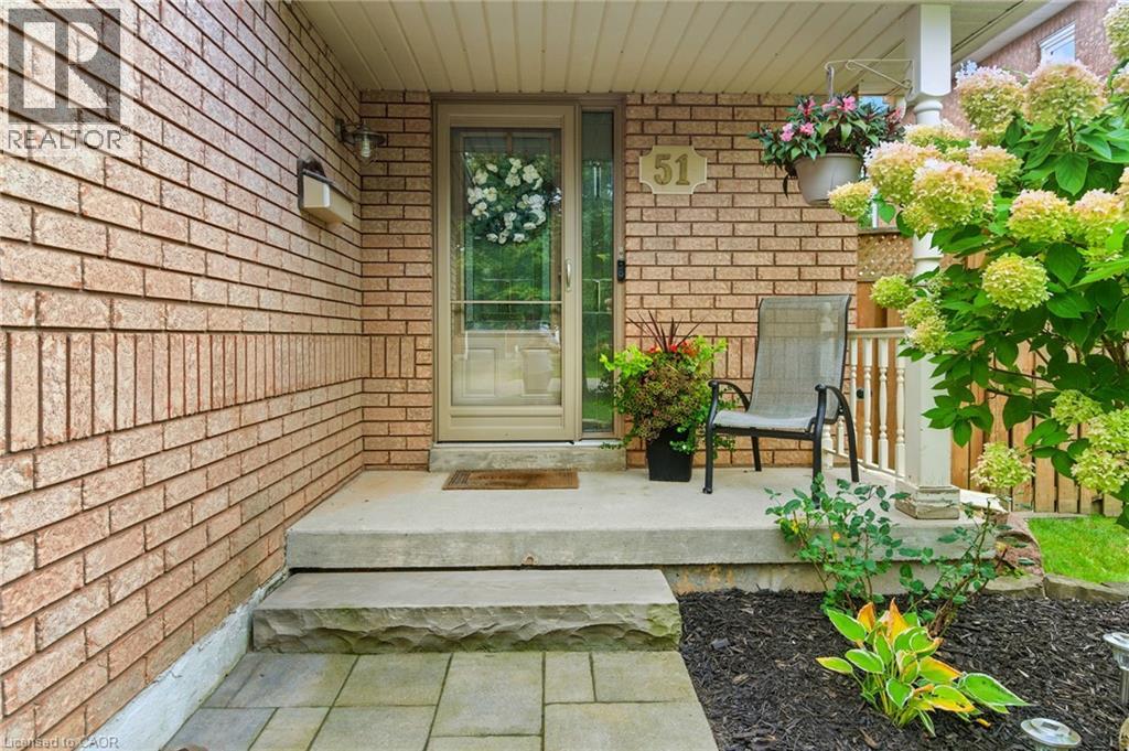 51 Harnesworth Crescent, Hamilton, Ontario  L8B 0J3 - Photo 3 - 40826816