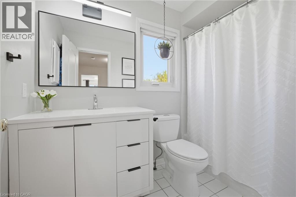 51 Harnesworth Crescent, Hamilton, Ontario  L8B 0J3 - Photo 23 - 40826816