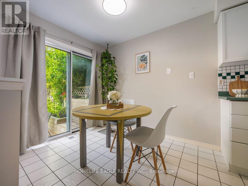 479 Heddle Crescent, Newmarket, Ontario  L3X 2J4 - Photo 11 - N13677340