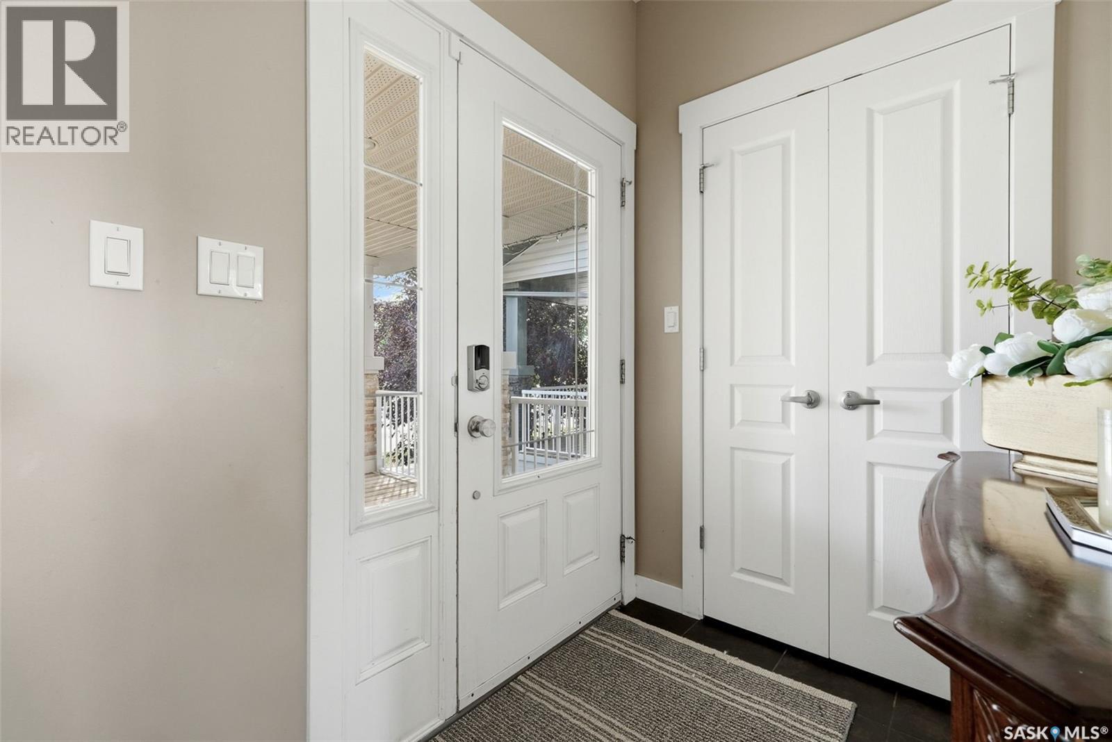 4636 James Hill Road, Regina, Saskatchewan  S4W 0C7 - Photo 5 - SK045418