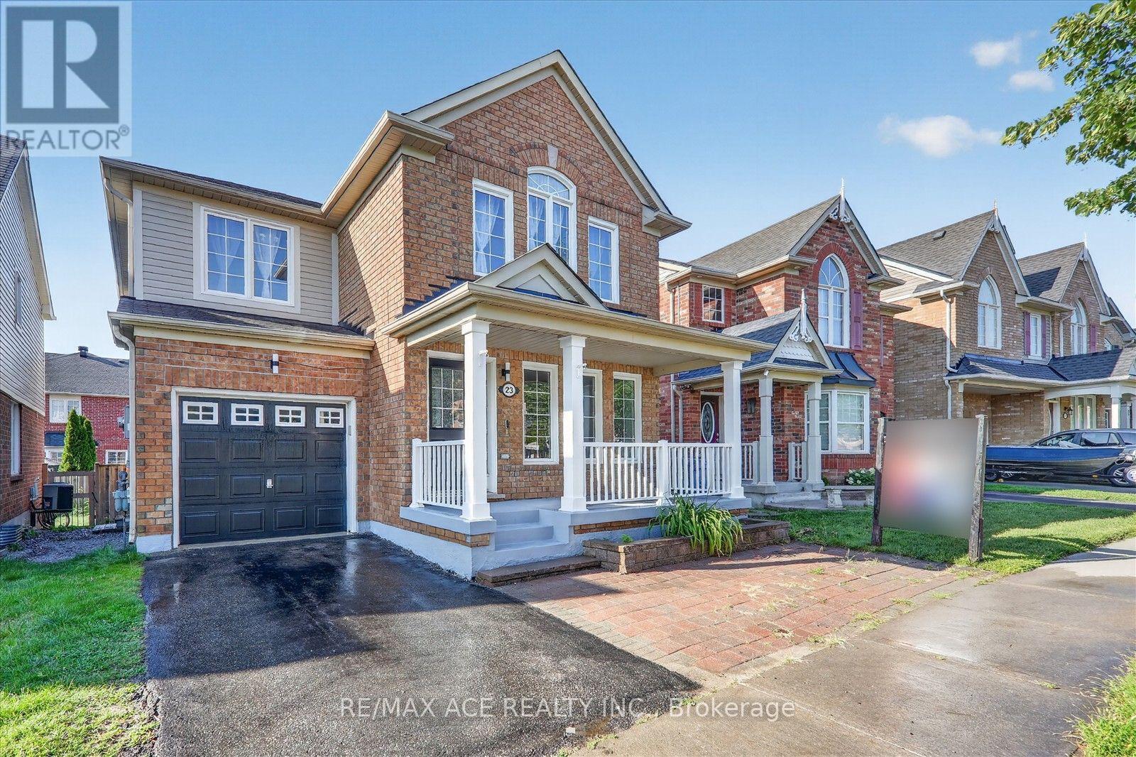 23 Harry Sanders Avenue, Whitchurch-Stouffville, Ontario  L4A 0J7 - Photo 2 - N13677408