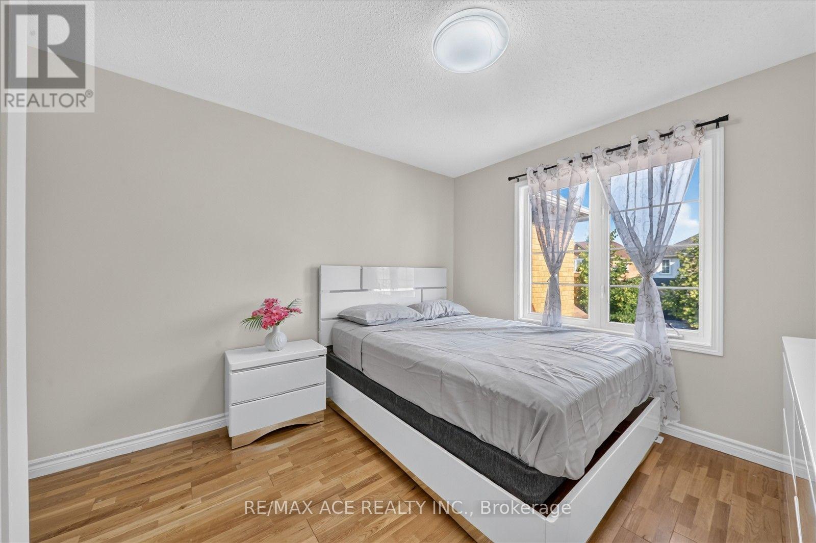 23 Harry Sanders Avenue, Whitchurch-Stouffville, Ontario  L4A 0J7 - Photo 32 - N13677408