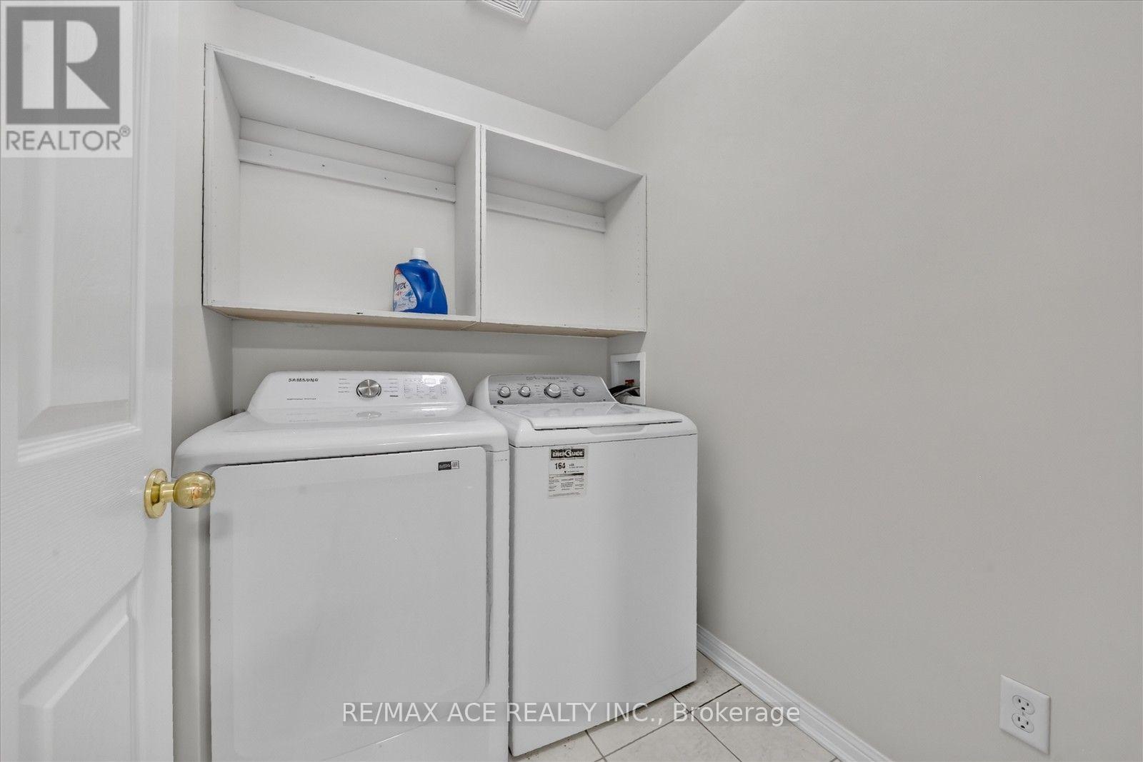 23 Harry Sanders Avenue, Whitchurch-Stouffville, Ontario  L4A 0J7 - Photo 34 - N13677408