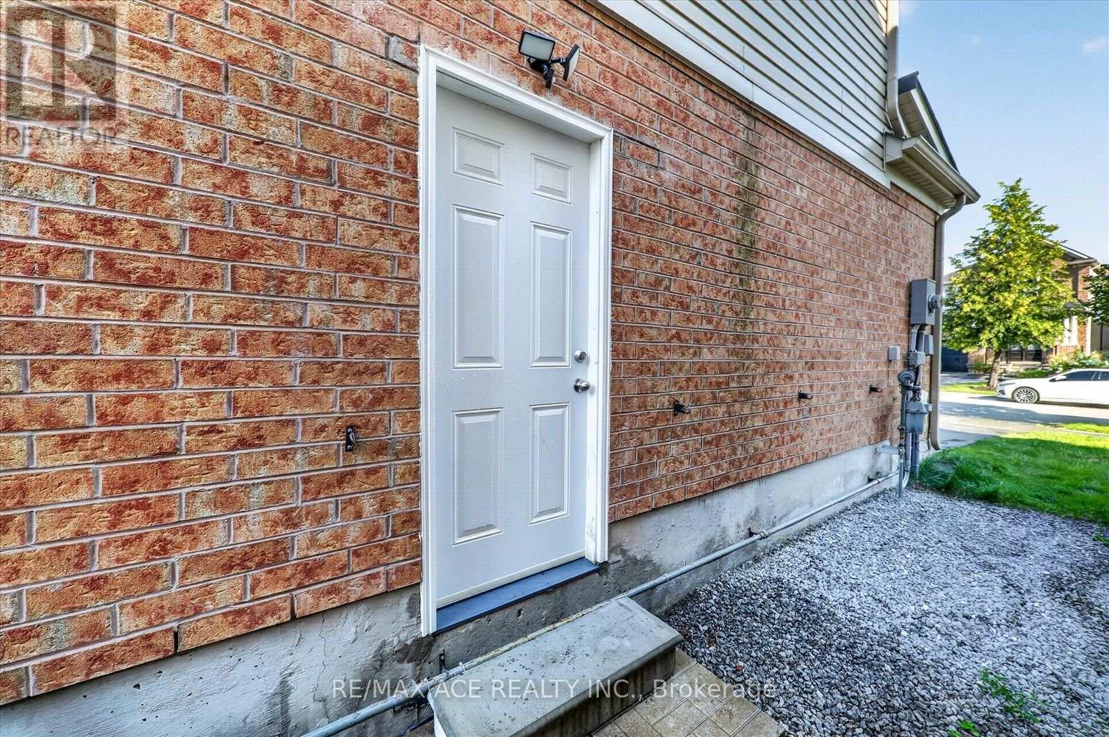 23 Harry Sanders Avenue, Whitchurch-Stouffville, Ontario  L4A 0J7 - Photo 35 - N13677408