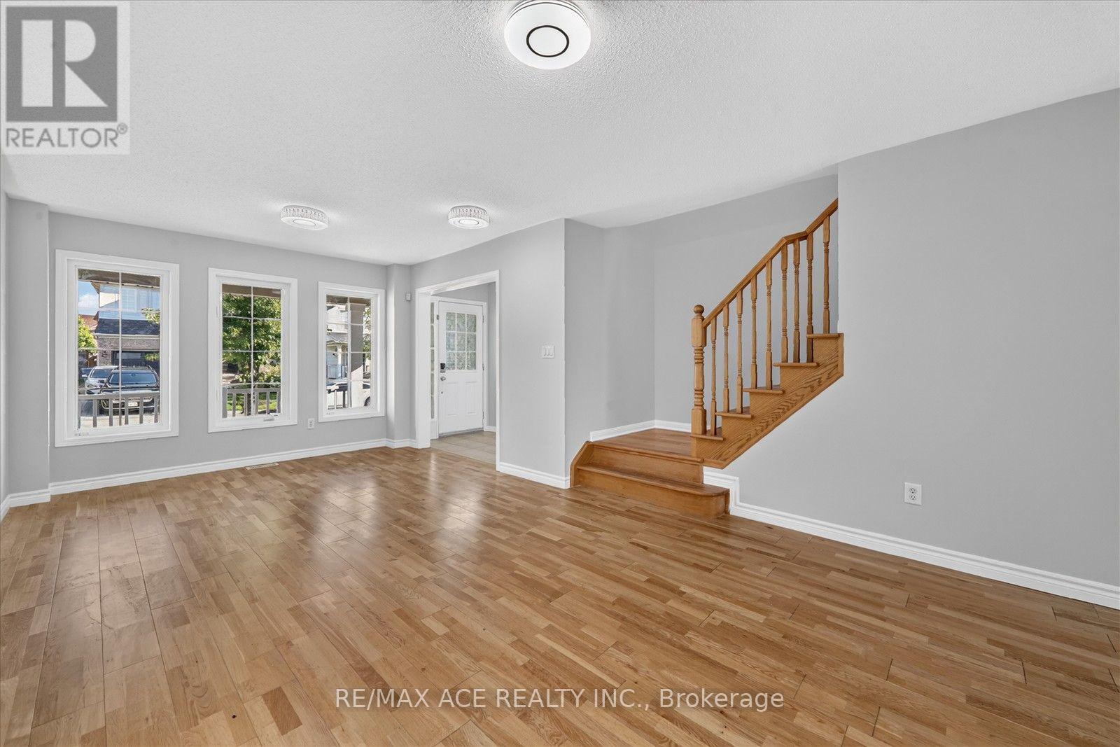 23 Harry Sanders Avenue, Whitchurch-Stouffville, Ontario  L4A 0J7 - Photo 8 - N13677408