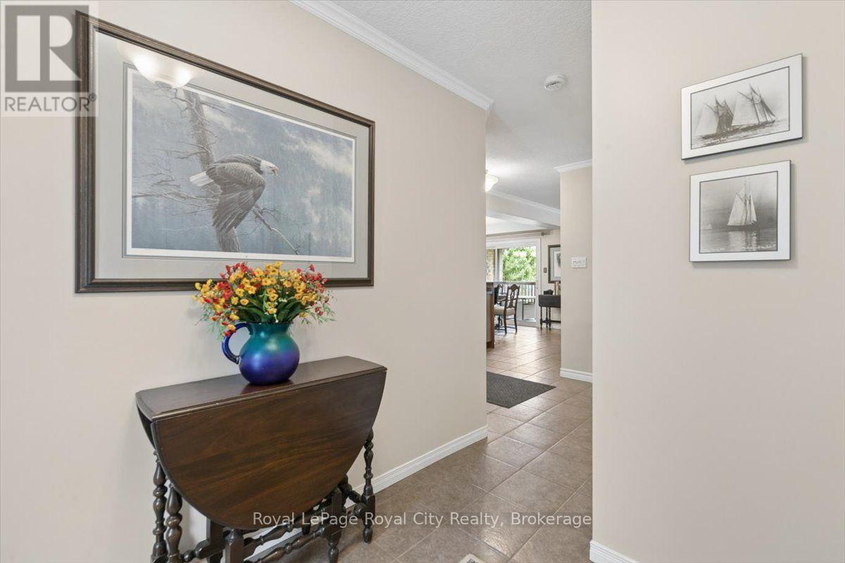 58 Walker Way, Guelph (Pineridge/westminster Woods), Ontario  N1L 1T7 - Photo 6 - X13677336