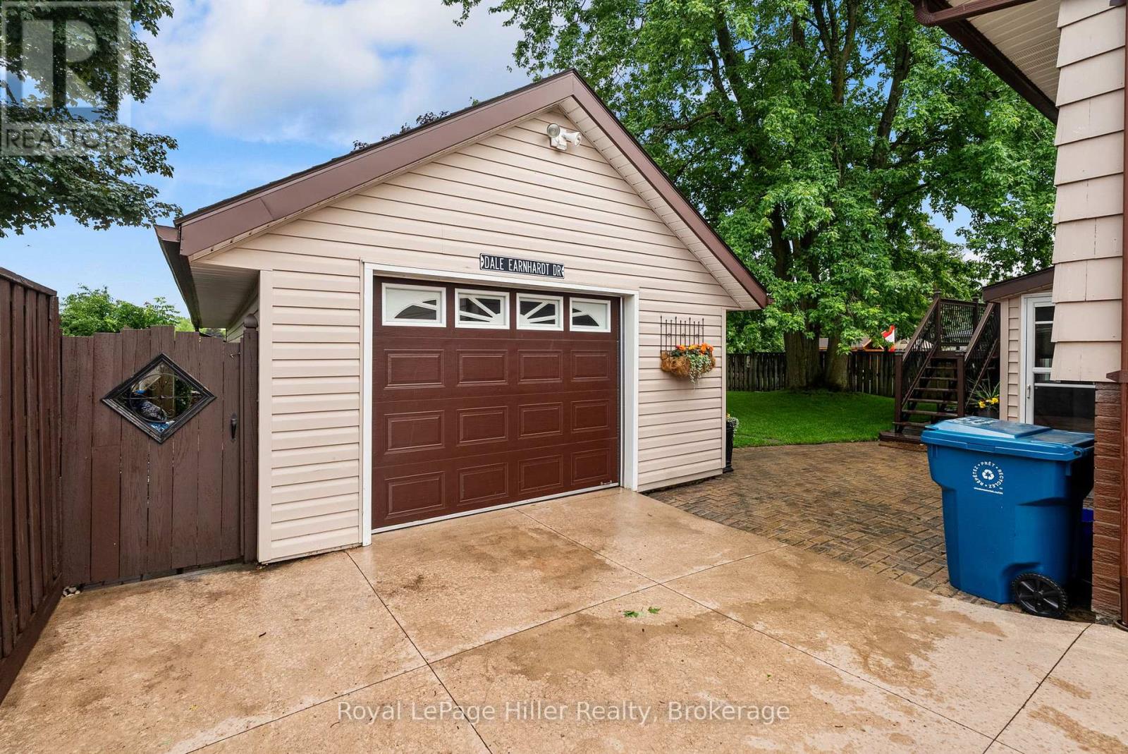 59 Briarhill Drive, Stratford, Ontario  N5A 6N6 - Photo 3 - X13677516