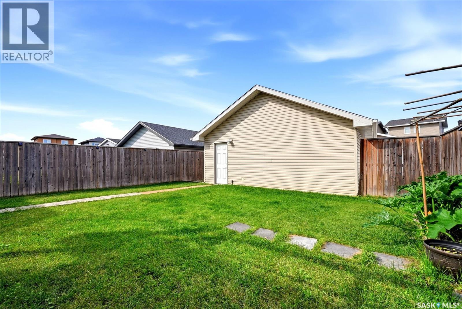 4636 James Hill Road, Regina, Saskatchewan  S4W 0C7 - Photo 35 - SK045418