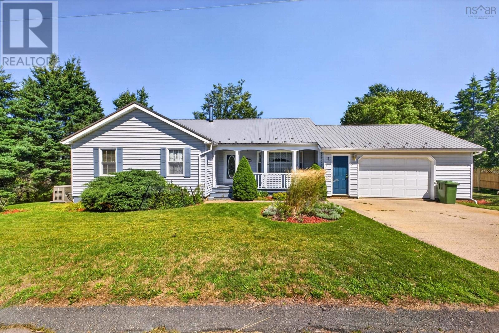 1 HILLCREST Street, Truro, Nova Scotia