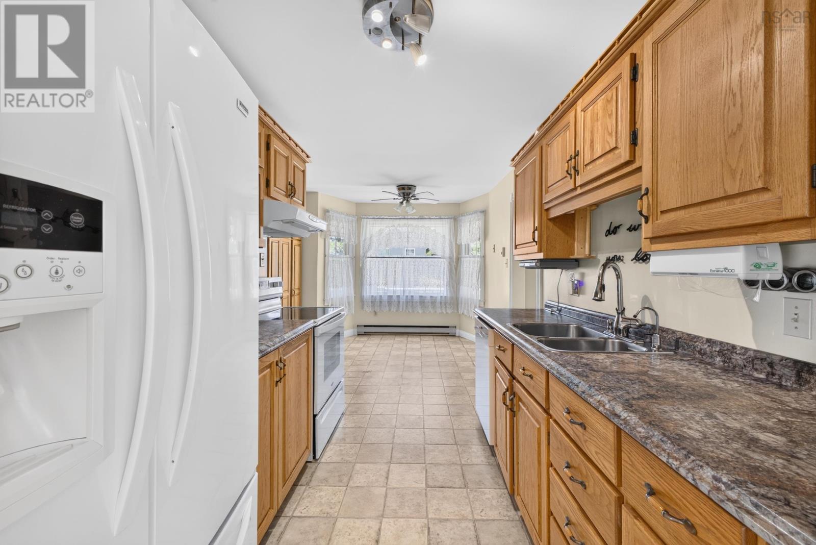 1 Hillcrest Street, Truro, Nova Scotia  B2N 3M2 - Photo 10 - 202620377