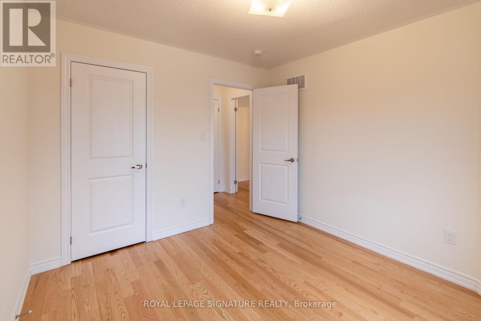 22 Prudhoe Terrace, Barrie, Ontario  L9S 2Z8 - Photo 19 - S13677388