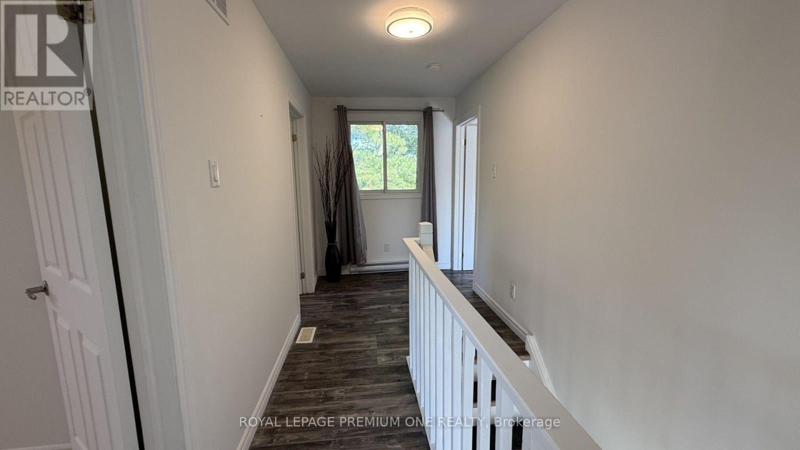 Whole House - 512 Mosley Street, Wasaga Beach, Ontario  L9Z 2J4 - Photo 31 - S13677458