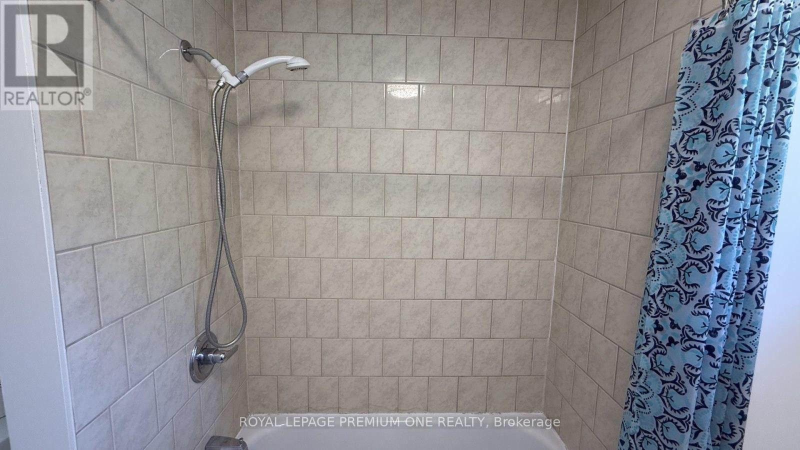 Unit A - 512 Mosley Street, Wasaga Beach, Ontario  L9Z 2J4 - Photo 21 - S13677474