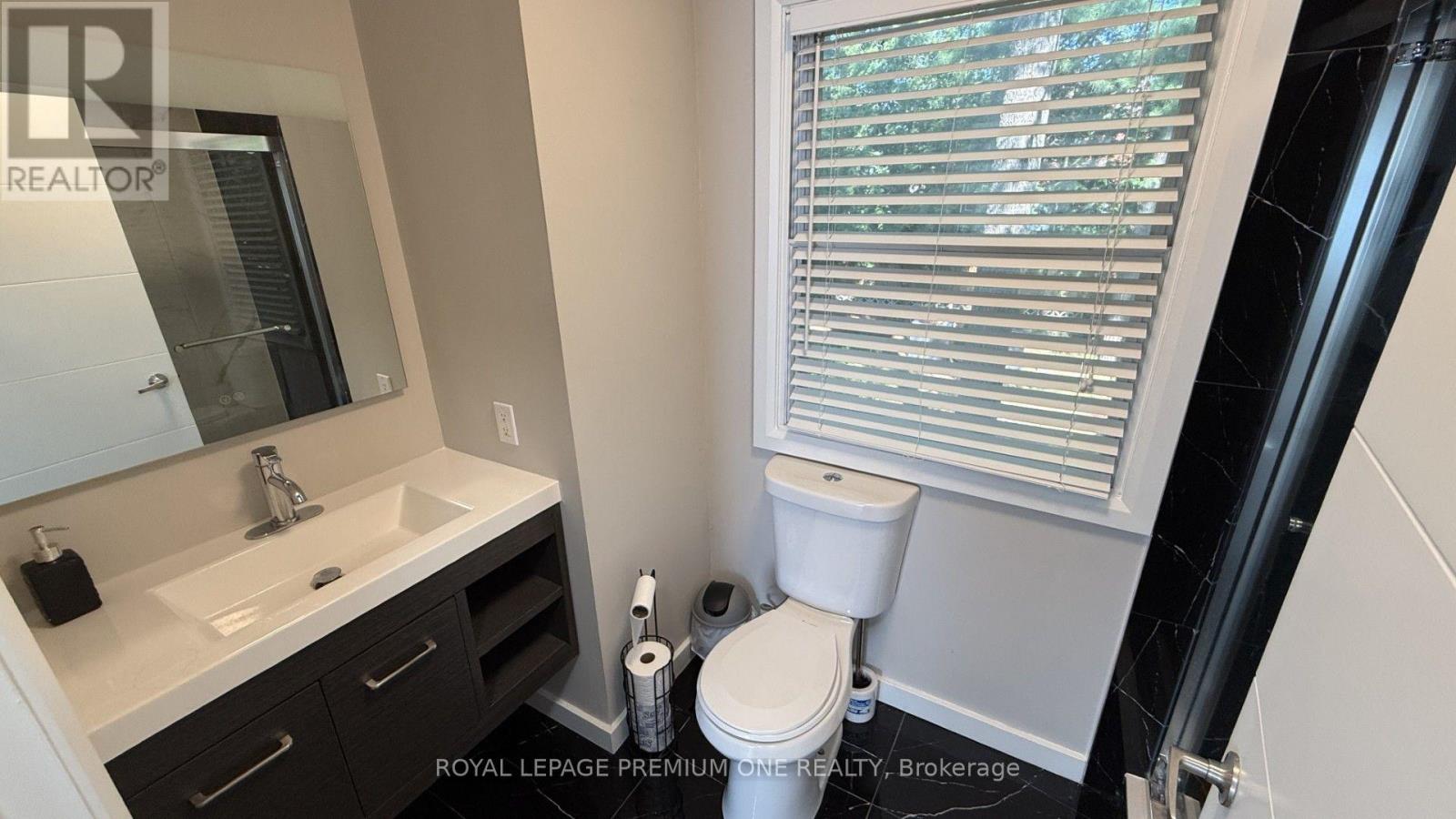 Unit B - 512 Mosley Street, Wasaga Beach, Ontario  L9Z 2J4 - Photo 15 - S13677480