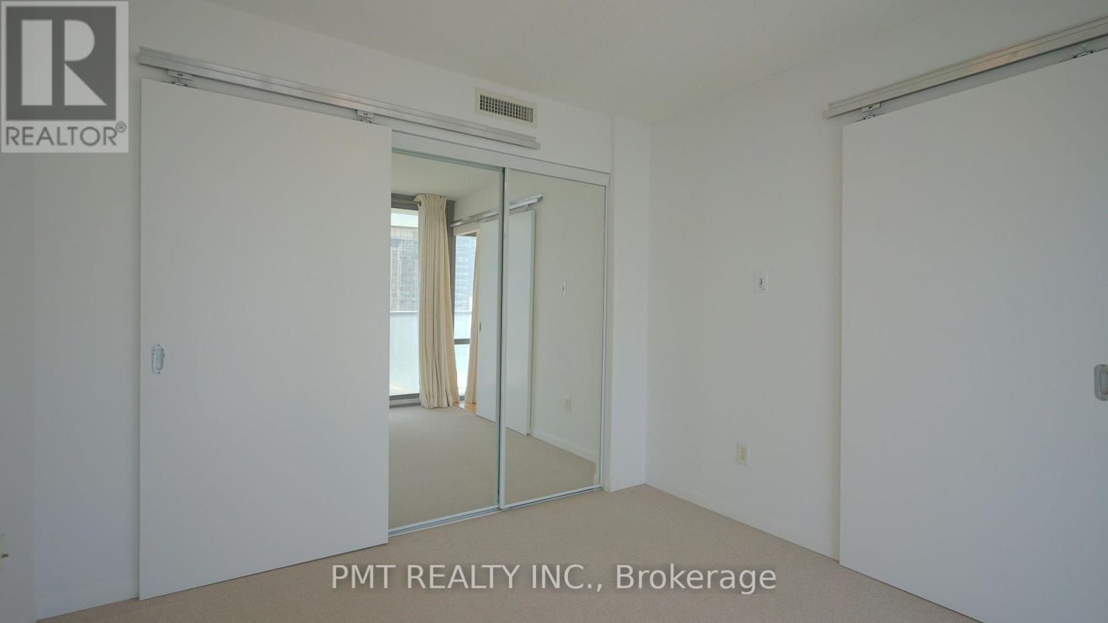 1607 - 38 Grenville Street, Toronto, Ontario  M4Y 1A5 - Photo 23 - C13572384