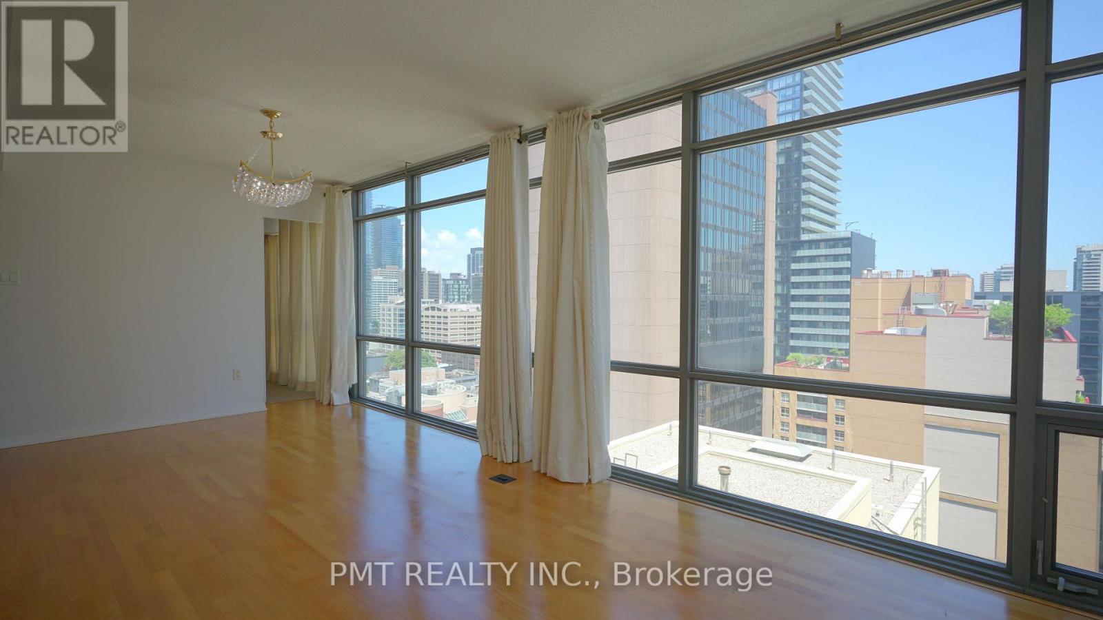 1607 - 38 Grenville Street, Toronto, Ontario  M4Y 1A5 - Photo 13 - C13572384