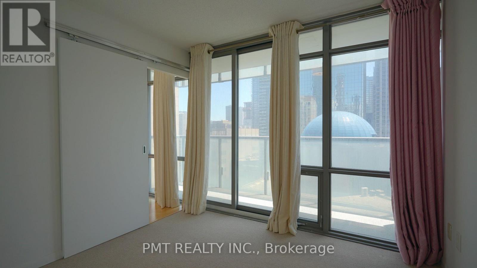 1607 - 38 Grenville Street, Toronto, Ontario  M4Y 1A5 - Photo 22 - C13572384