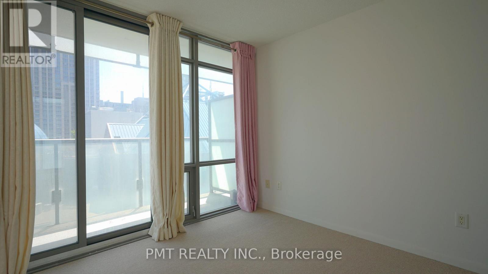 1607 - 38 Grenville Street, Toronto, Ontario  M4Y 1A5 - Photo 21 - C13572384