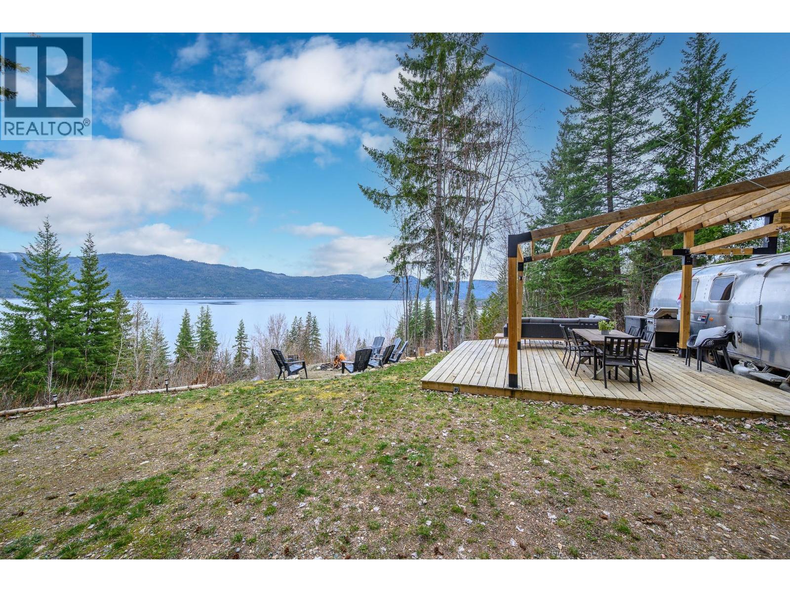 6474 Deer Run Road Lot# 11, Magna Bay, British Columbia