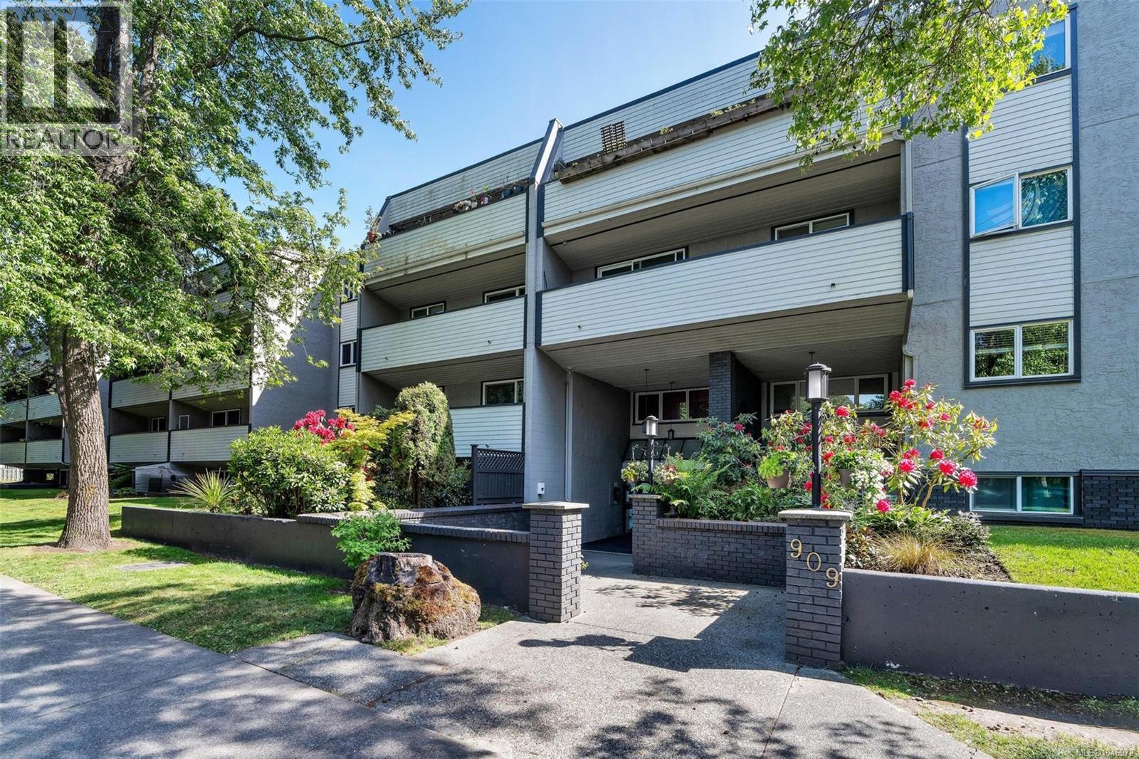 417 909 Pembroke St, Victoria, British Columbia